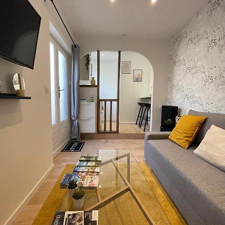 Magnifique Studio Cosy Avec Terrasse En Centre-Ville Provins Exterior foto
